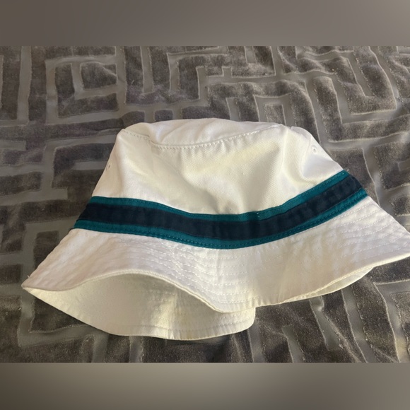 47 Brand White Bucket Hat with Black Accents - Picture 6 of 6